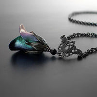 Iridescent Dark Color Shifting Flower Necklace